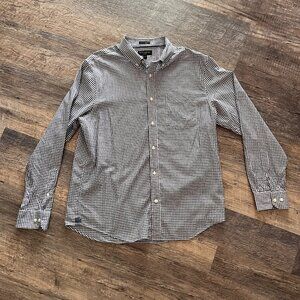USED Men's Banana Republic Oxford - Untucked Fit (XL)